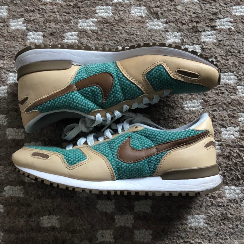 RARE Nike Internationalist Sneakers